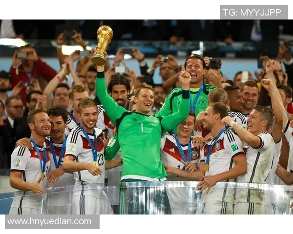 德国6号足球明星的辉煌历程与成就揭秘